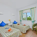 White Sands - Private Oasis, Heated Pool, Beaches & Strip Nearby *