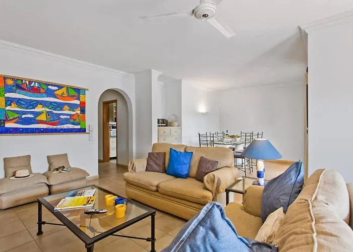 White Sands - Private Oasis, Heated Pool, Beaches & Strip Nearby Villa *