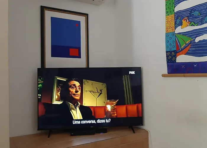 White Sands - Private Oasis, Heated Pool, Beaches & Strip Nearby