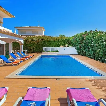 White Sands - Private Oasis, Heated Pool, Beaches & Strip Nearby Willa Albufeira