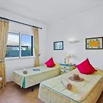 White Sands - Private Oasis, Heated Pool, Beaches & Strip Nearby